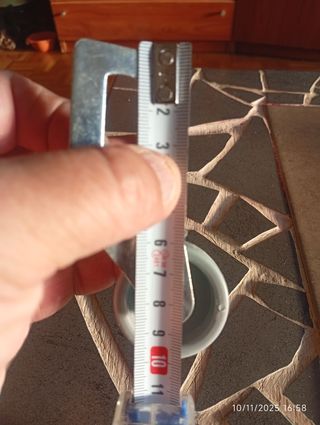 Ruedas giratorias con escuadra.