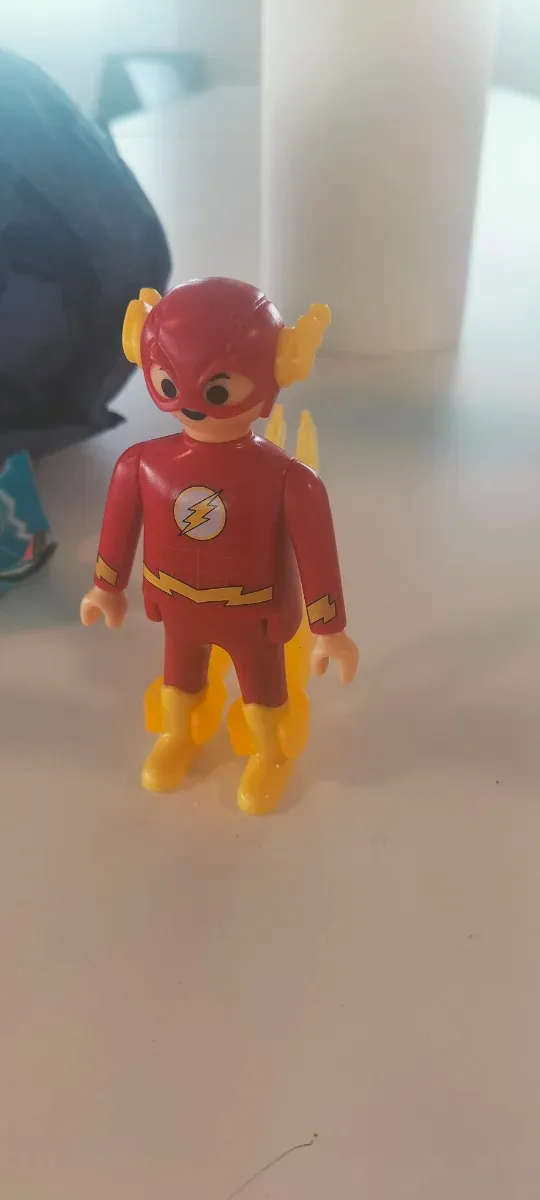 Figura Playmobil Flash.