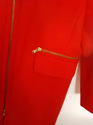 Abrigo rojo El Corte Inglés XL Elogy