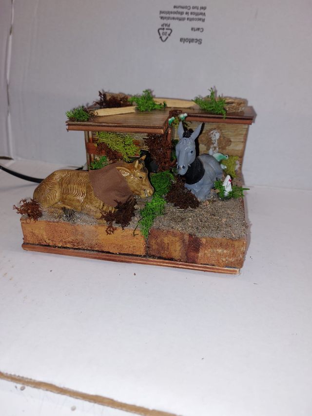 Presepe con Bue e Asino in Movimento