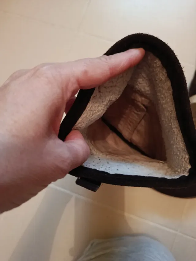 Botas de ante marrón