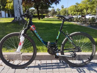 Bicicleta BYOCICLE 24