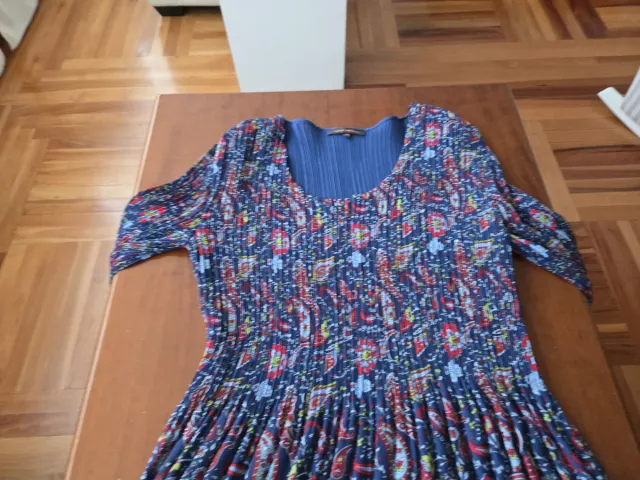 Vestido Adolfo Dominguez estampado