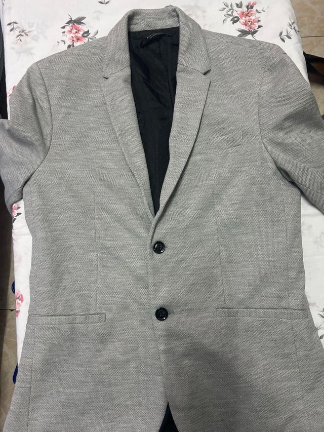 Chaqueta Zara Gris Talla M