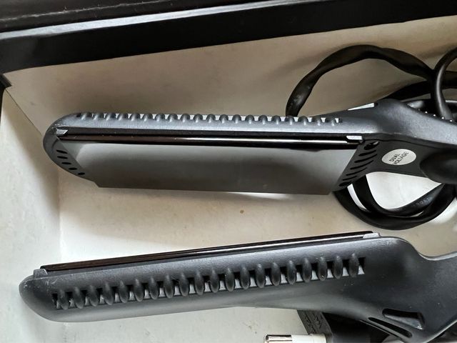 Ferro da stiro professionale Nanotitanium Iron di Amazon Keratin