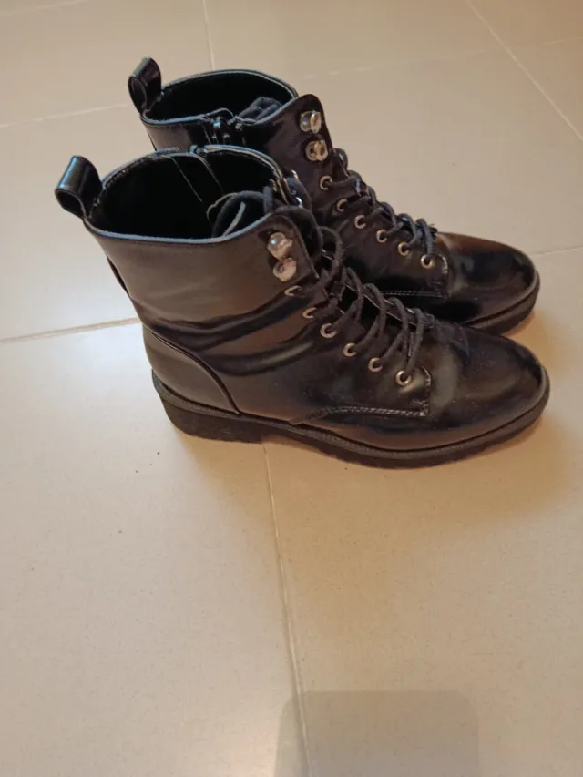 Botas militares negras