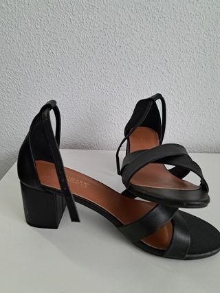 Sandalias negras Primark Talla 37