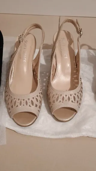 Set scarpe scamosciate e pelle