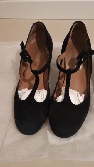 Set scarpe scamosciate e pelle