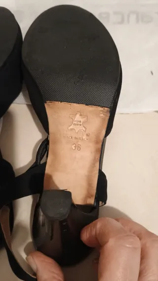 Set scarpe scamosciate e pelle