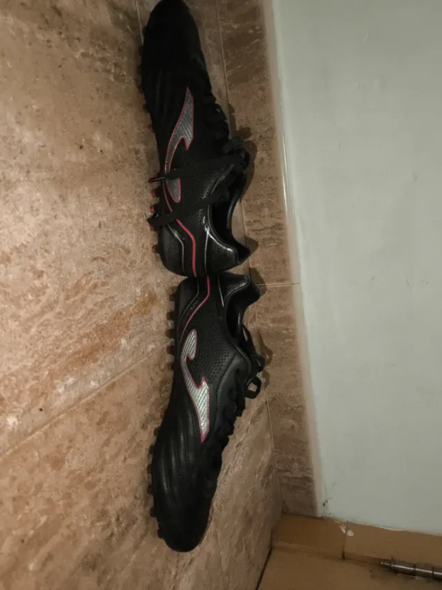 Botas de fútbol multitacos Joma Águila Talla 40-41