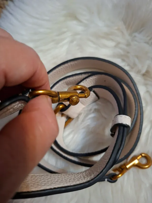 Cinturino Coach Beige e Nero con Moschettoni Dorati