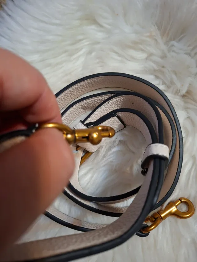 Cinturino Coach Beige e Nero con Moschettoni Dorati