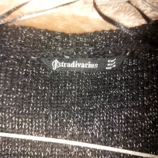 Chaqueta de lana negra con cremallera