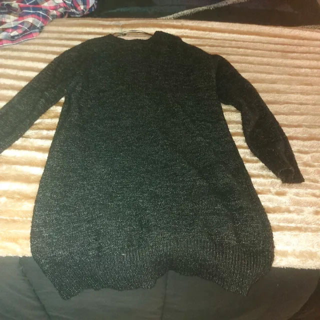 Chaqueta de lana negra con cremallera