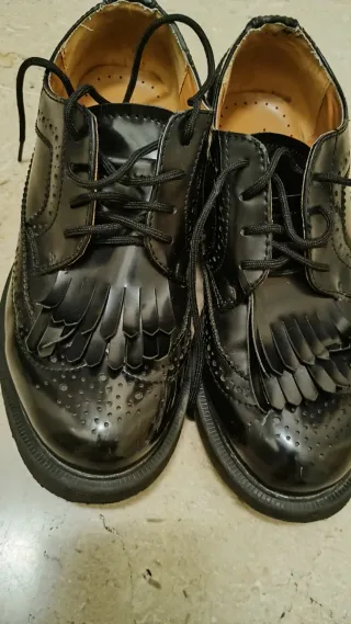 Scarpe stringate donna modello uomo