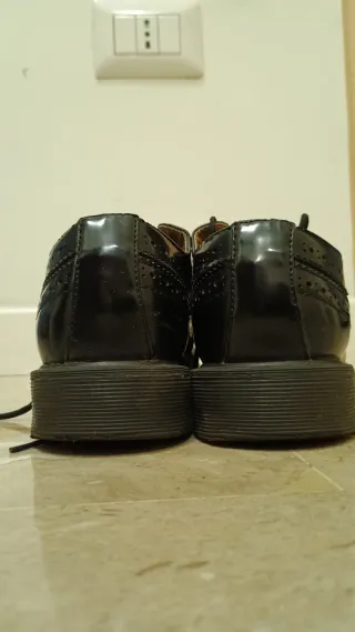 Scarpe stringate donna modello uomo