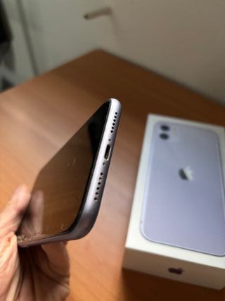 iPhone 11 Morado/Lila 128Gb 90% Salud de batería
