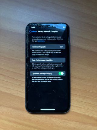 iPhone 11 Morado/Lila 128Gb 90% Salud de batería