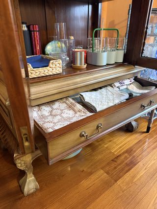 Vetrina Vintage Elegante Stile Barocchetto