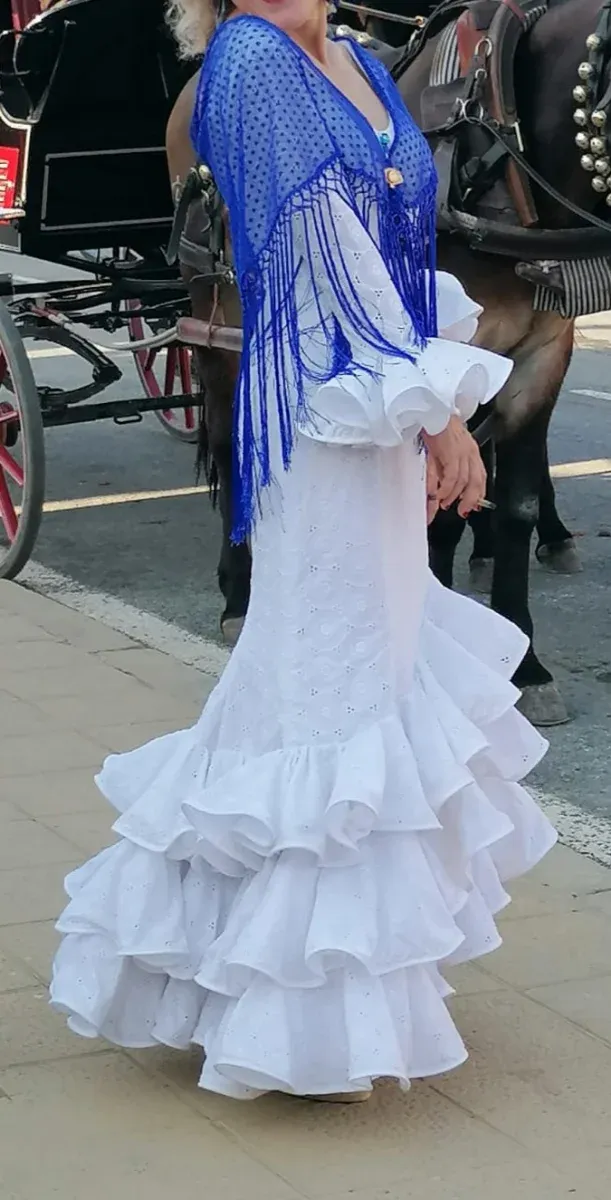 Traje Flamenca blanco en Batista perforada, t 38