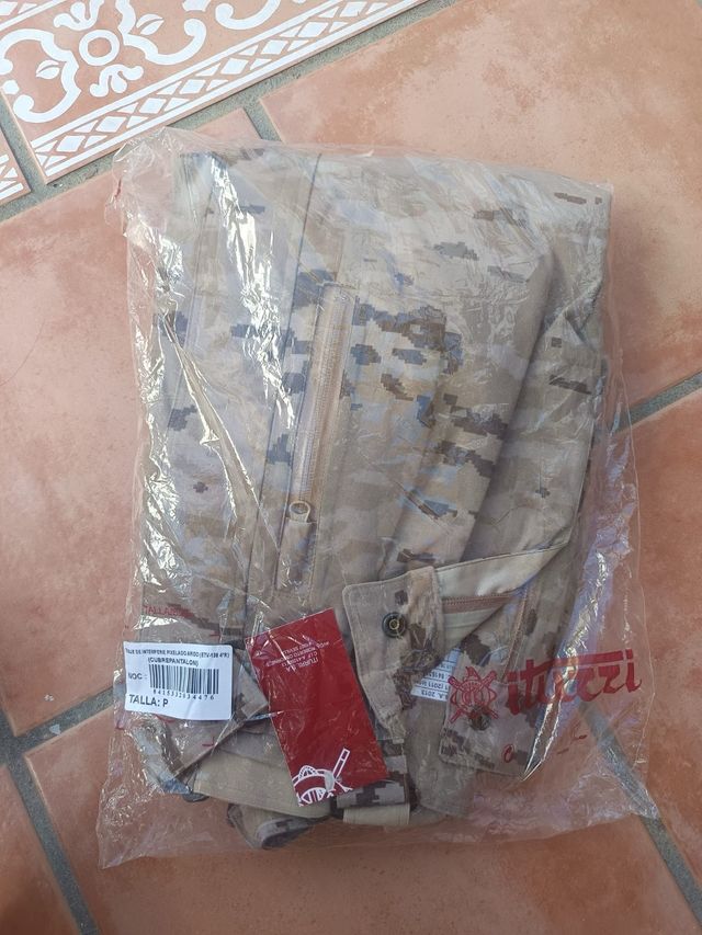 Pantalón de intemperie pixelado árido