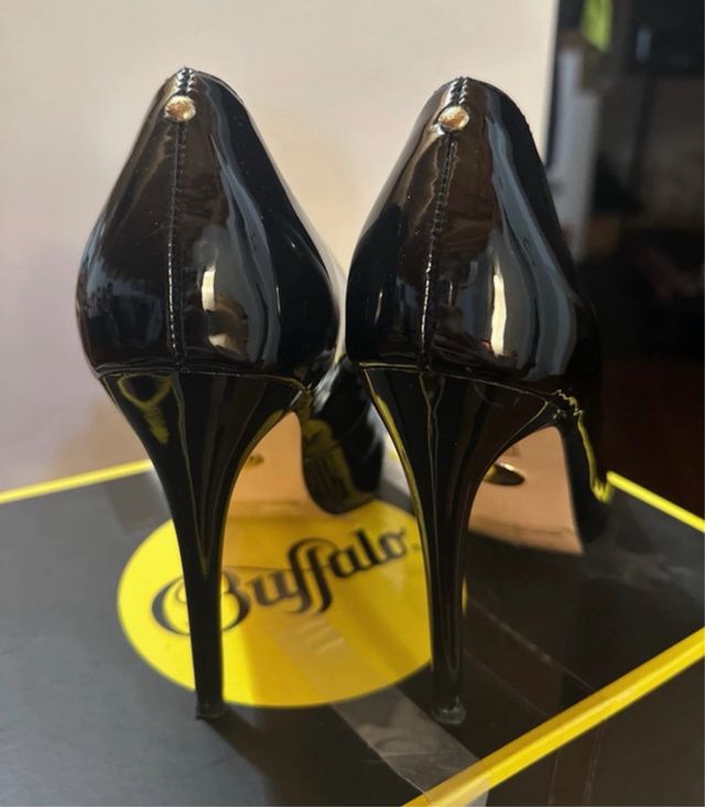 Décolleté Buffalo Juliette Pump vernice nero 38