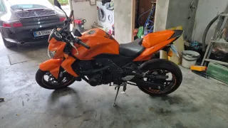 Kawasaki Z750 Naranja