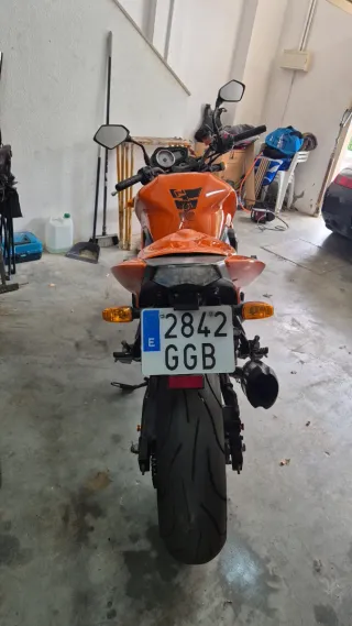 Kawasaki Z750 Naranja