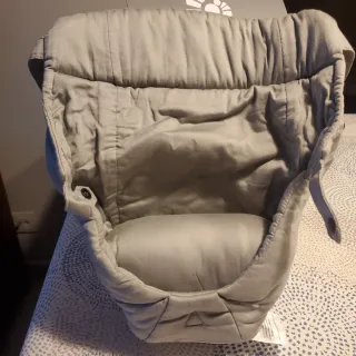 Mochila Ergobaby Porteo Gris Estrellas