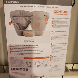 Mochila Ergobaby Porteo Gris Estrellas