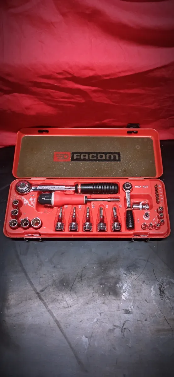 Facom Juego Carraca y Vasos Torx RSX.427