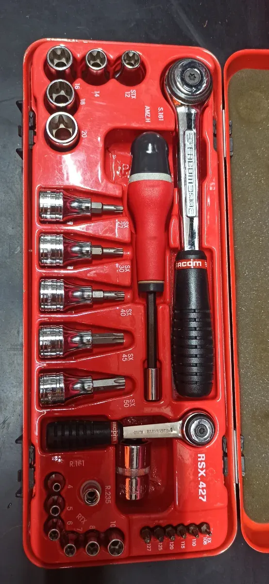Facom Juego Carraca y Vasos Torx RSX.427