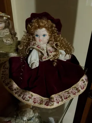 9 Bambole in ceramica