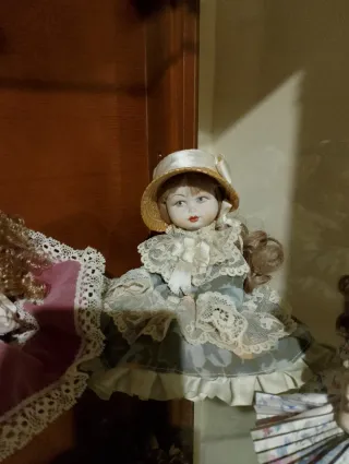 9 Bambole in ceramica