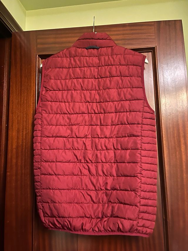 Chaleco acolchado hombre rojo