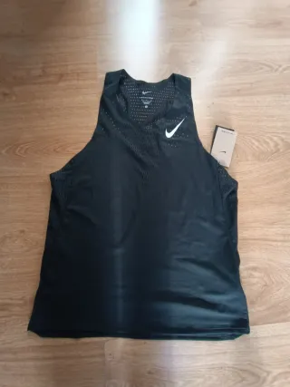 Camiseta Running Hombre Nike Negra