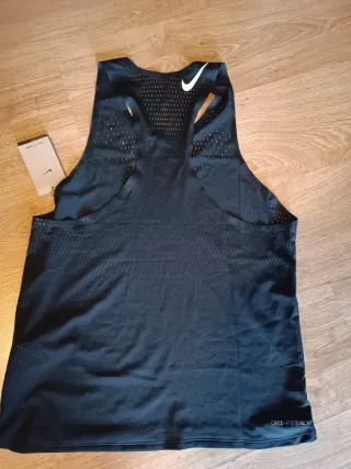 Camiseta Running Hombre Nike Negra