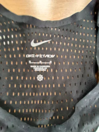 Camiseta Running Hombre Nike Negra