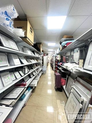 Local comercial en venta en Montolivet en Valencia