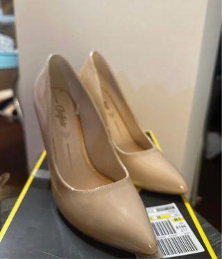 Décolleté Buffalo vernice Beige n.38