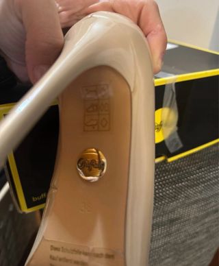 Décolleté Buffalo vernice Beige n.38