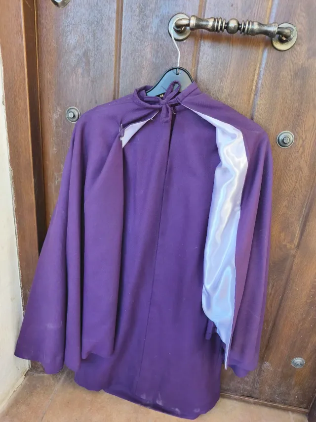 Vesta Nazareno Morada capucho