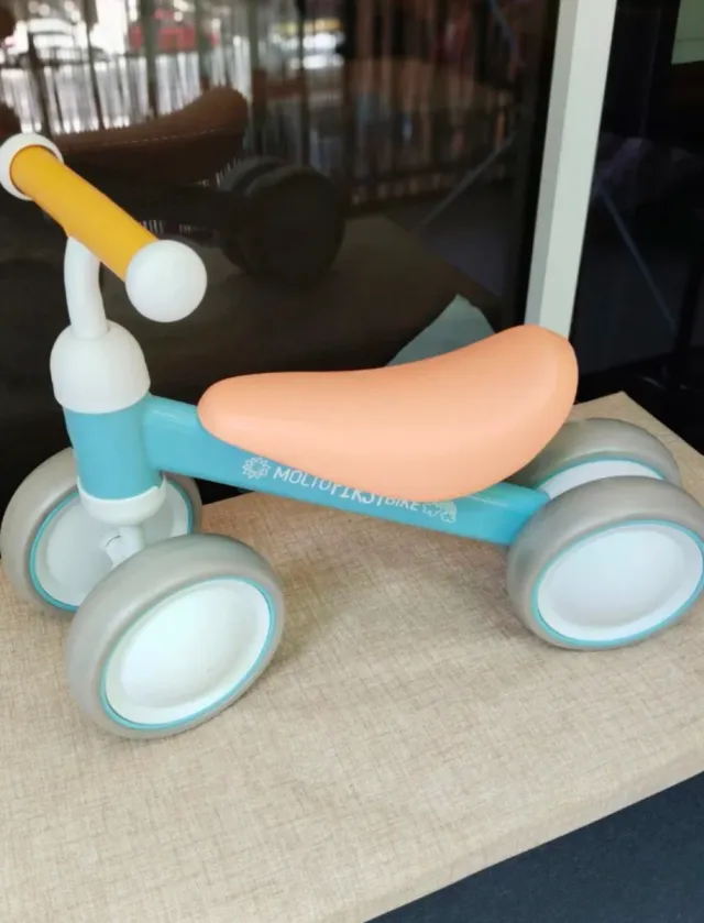 Triciclo infantil Molto