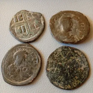 ≡  Lote 4 Monedas Antiguas Bizantinas Jesucristo
