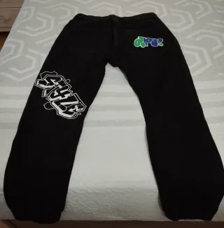 Tejanos negros con grafitis