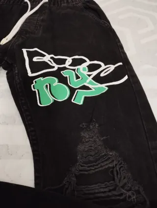 Tejanos negros con grafitis