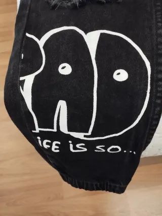 Tejanos negros con grafitis