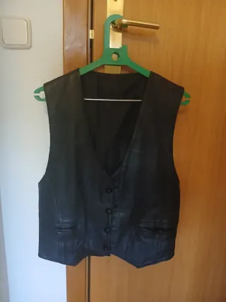 Chaleco de cuero negro talla única