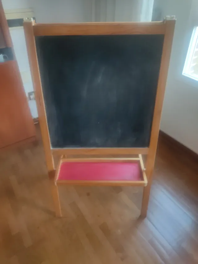 Pizarra infantil Ikea